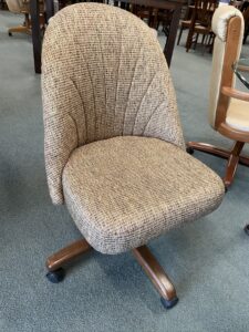 caster dining chair